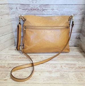 Hobo International camel tan leather crossbody handbag